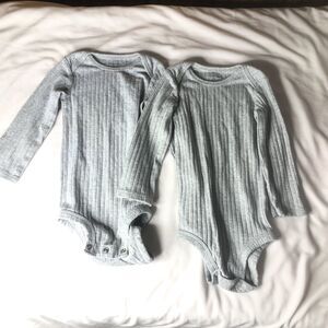 TWIN SET Matching Grey Sleepers Ones Baby Clothes Unisex 18 Carter's Month Used